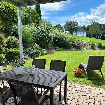 Ruhige Ferienwohnung Mit Terrasse Fuer 2 Personen Vohenstrauss Eksteriør billede