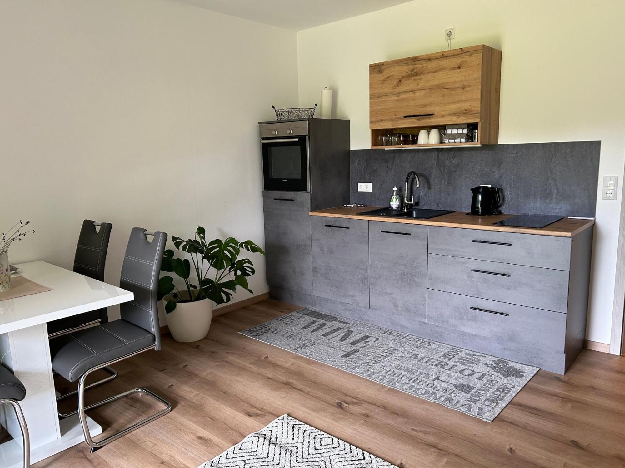 Ruhige Ferienwohnung Mit Terrasse Fuer 2 Personen Vohenstrauss Eksteriør billede