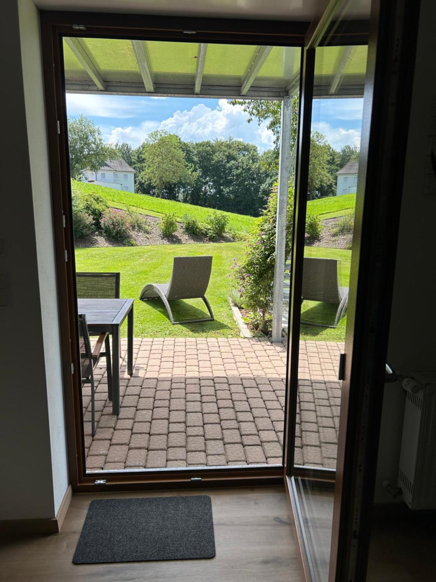 Ruhige Ferienwohnung Mit Terrasse Fuer 2 Personen Vohenstrauss Eksteriør billede